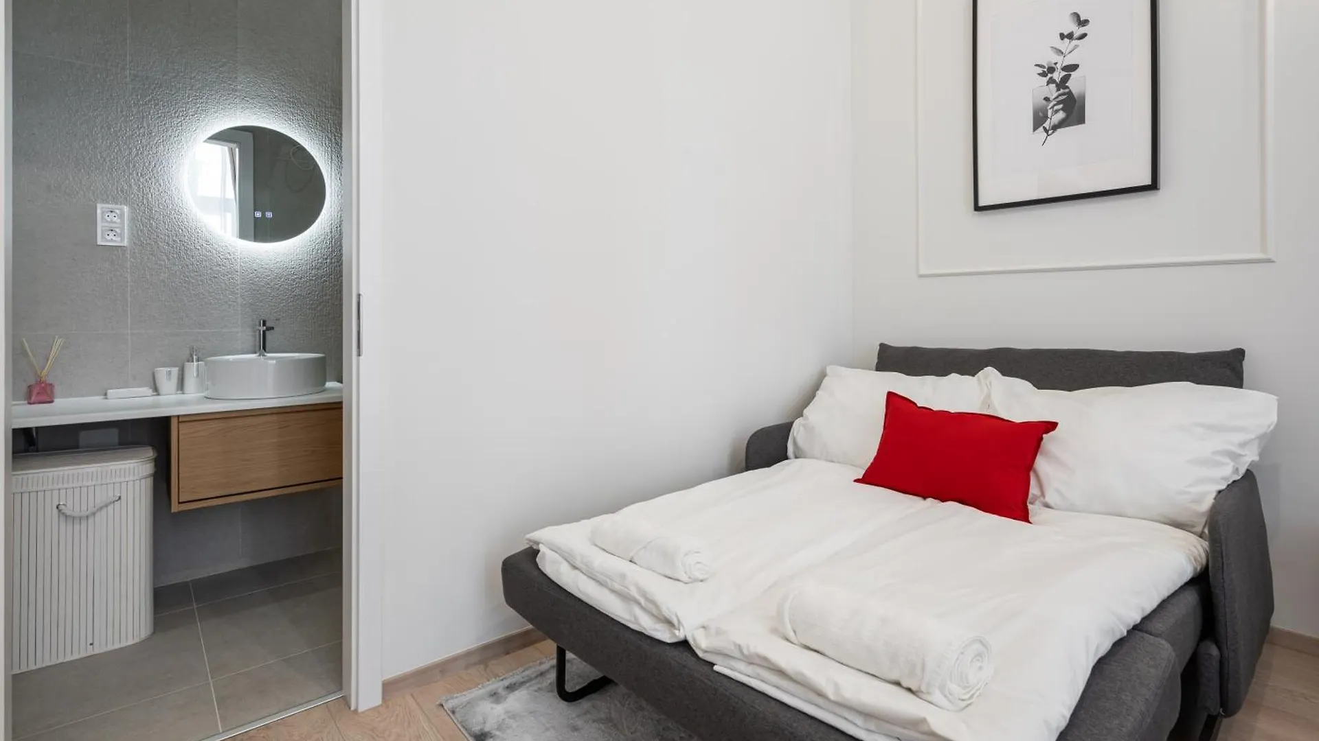D20 - Gozsdu Garden Residence - Best Location By Bqa Budapest Hungary
