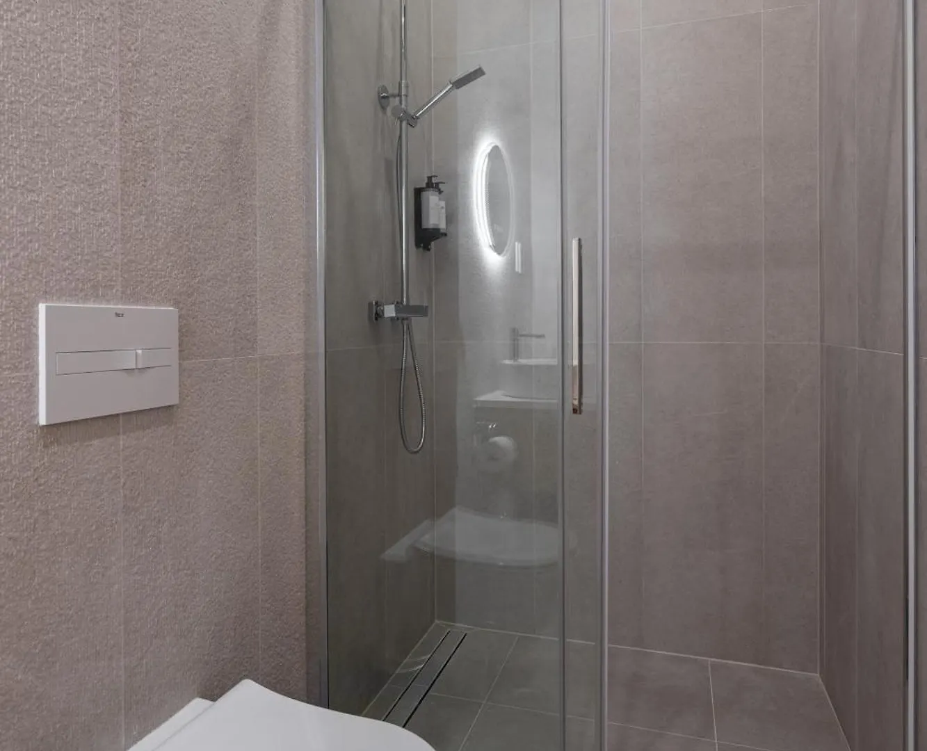 D20 - Gozsdu Garden Residence - Best Location By Bqa Budapest Apartment