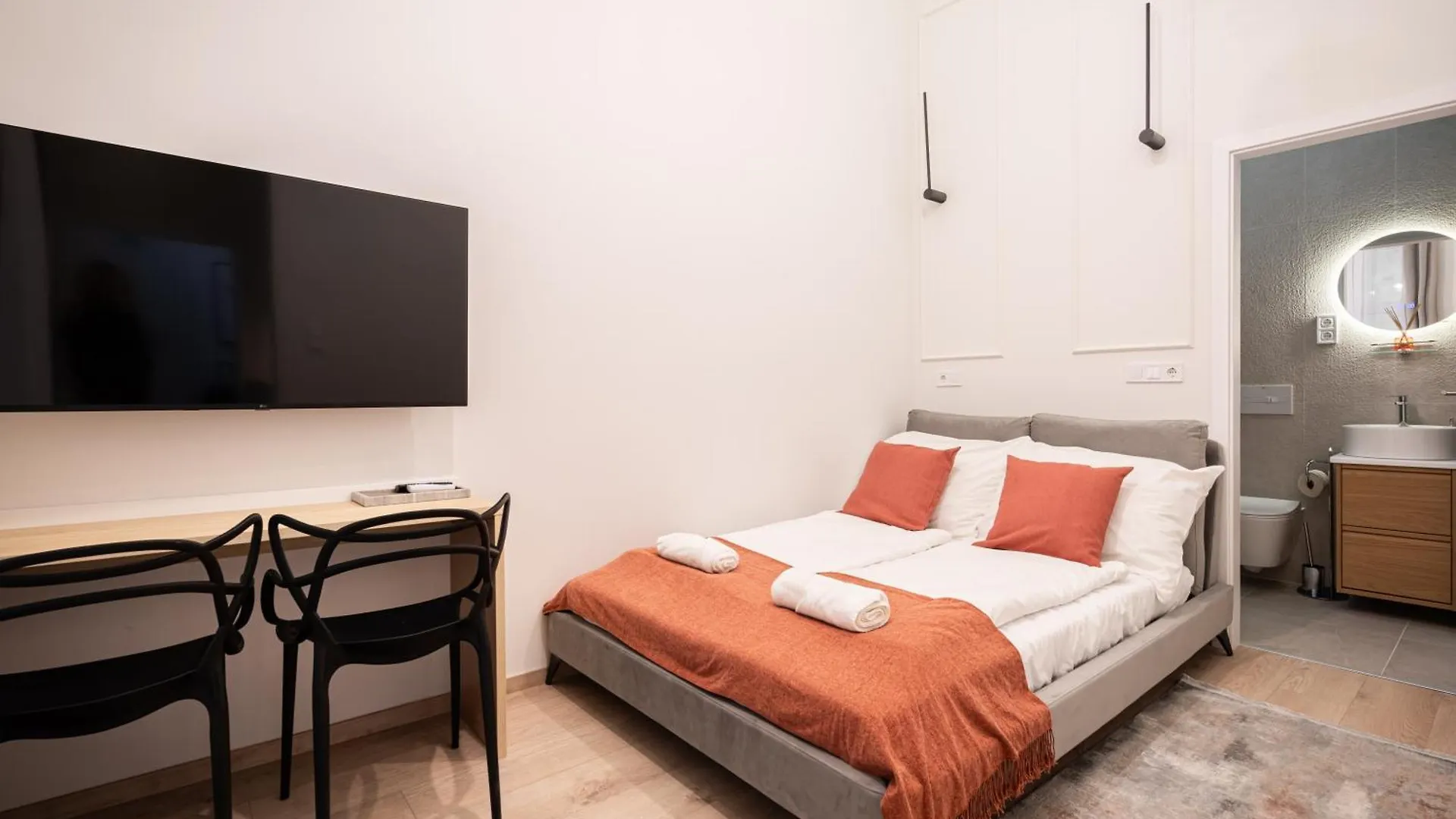 Apartment D20 - Gozsdu Garden Residence - Best Location By Bqa Budapest
